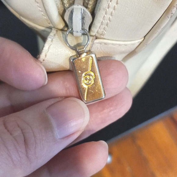 Gucci zipper pull - Picture 11 of 14